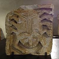 Bas-relief, Zodiaque, Cancer, Calcaire, Abbaye de l'ile Barbe, 11e (2) (Lyon, Musee Gadagne)